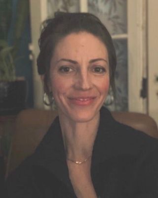 Photo of Dana Holkestad - Dana Holkestad - Trauma & Deep Brain Reorienting, Registered Psychotherapist, MA