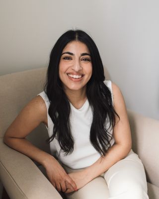 Photo of Jasmine Gill, Counsellor, MEd, RCC