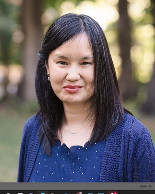 Photo of Dr. Vanvian Hoo, Clinical Social Work/Therapist, PsyD, LCSW