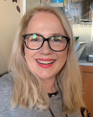 Photo of Jayne Hanna, Psychologist, PhD, CPsych