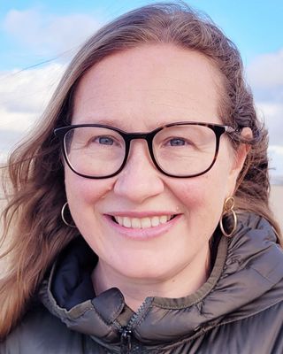Photo of Laura Ross, Counsellor, MBACP