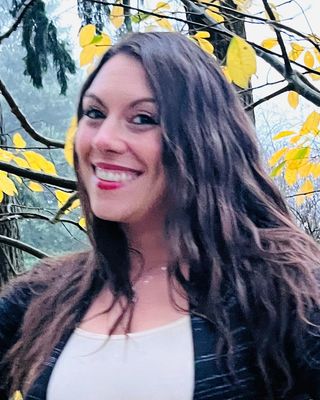 Photo of Stevie Lantz, Pre-Licensed Professional, MA
