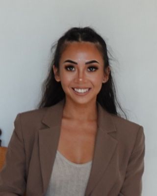 Photo of Mai Linh Ngo-Nguyen, Psychologist, PsyBA General