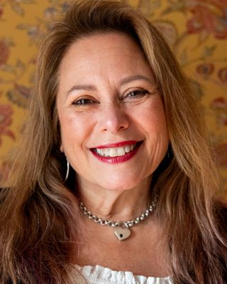 Photo of Michelle Ivy Oak, Marriage & Family Therapist, MSEd, MMFT, LMFT, CHPS®