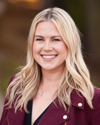 Photo of MacKenzie Dressing - Lifebulb Counseling & Therapy, Marriage & Family Therapist, LMFT