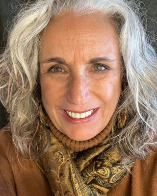 Photo of Mary Clisbee, Licensed Mental Health Counselor, LMHC