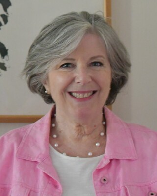 Photo of Betsy Lazarus, MA, ATR-BC, LCAT, Art Therapist