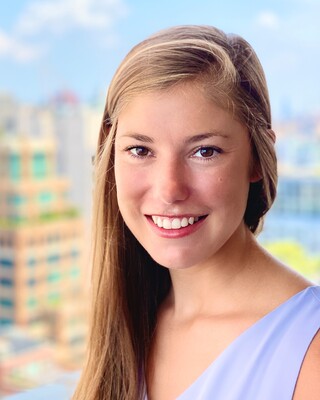 Photo of Erin Andrews, LMHC, MA, Licensed Professional Counselor