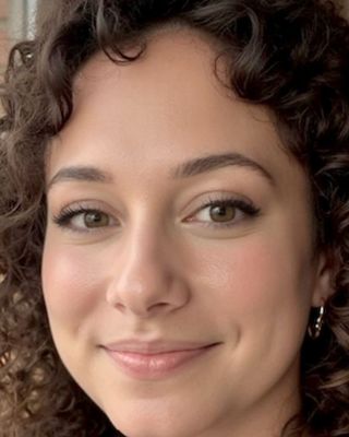 Photo of Lillian Outlaw, Clinical Social Work/Therapist, MSW, LCSW