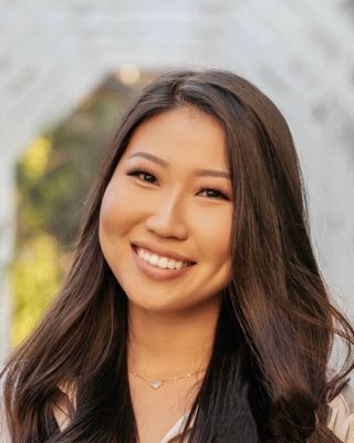 Photo of Alice Park, Associate Professional Clinical Counselor in Anaheim, CA