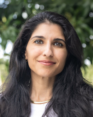 Photo of Neha Uberoi, Clinical Social Work/Therapist, LCSW