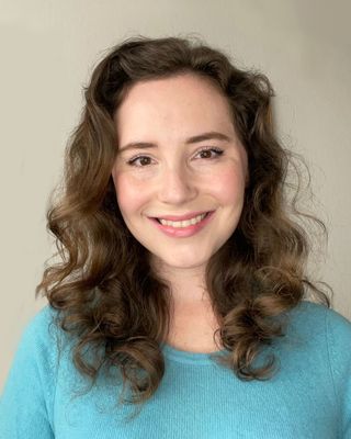 Photo of Iris vanDalen, Marriage & Family Therapist Associate, MA, AMFT, APCC