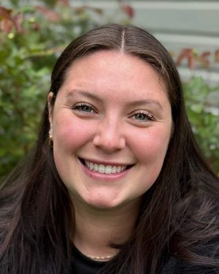 Photo of Alexi Schecter, Clinical Social Work/Therapist, MSW, LCSW