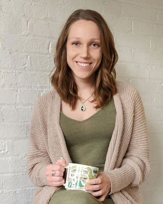 Photo of Carly Turner, Licensed Professional Counselor, MA, LPC, CCTP