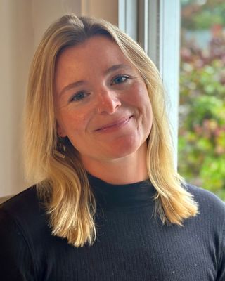 Photo of Eliza Dunne, Licensed Master Social Worker, LMSW-CC