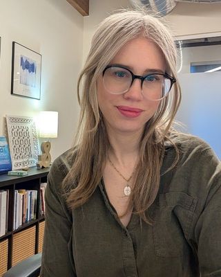 Photo of Stephanie Kerr, Registered Social Worker, MSW, RSW