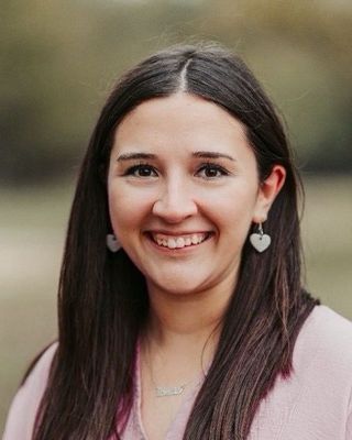 Photo of Leslie Gomez, Licensed Professional Counselor, LPC, LCDC