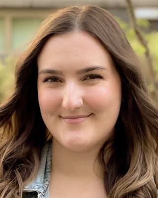 Photo of Lilly Shaffer, Pre-Licensed Professional in Southwest, Portland, OR