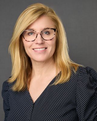 Photo of Dr. Regina Marie Miller, Clinical Social Work/Therapist, DSW, LCSW, RN