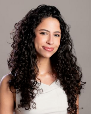 Photo of Malak Daragmeh, Pre-Licensed Professional