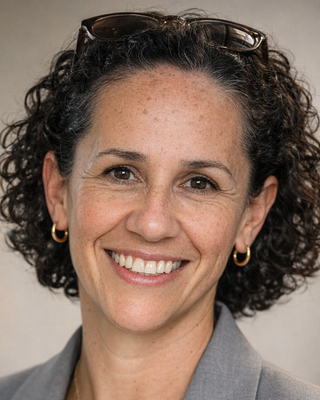 Photo of Maria Desmoctt, Registered Psychotherapist, MACP, RP, TITC-CT, CCTP-II