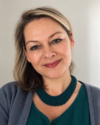 Photo of Victoria Niki, Counsellor, MBACP