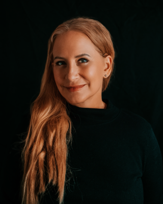 Photo of Kristine Drake, Clinical Social Work/Therapist, LCSW, Coach