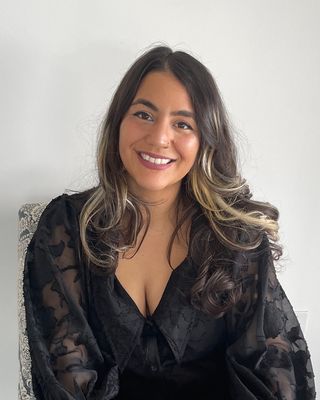 Photo of Mona Askari, Registered Psychotherapist, MA, RP, CCC