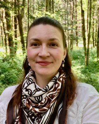 Photo of Viktoria Ivanova, Counsellor, MEd, BSc, RCC