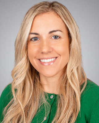 Photo of Andrea Papa-Molter, Psychiatrist, MD