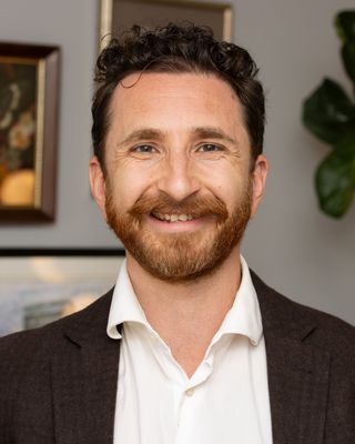 Photo of Aaron Corte, Clinical Social Work/Therapist, LMSW