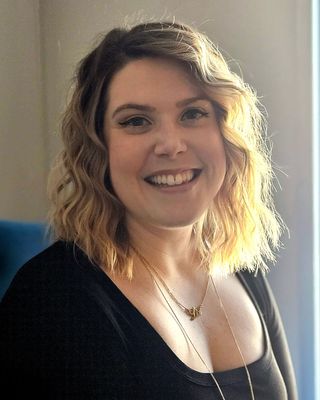 Photo of Elizabeth Poplin, Licensed Clinical Mental Health Counselor, MA, LCAS, LCMHC