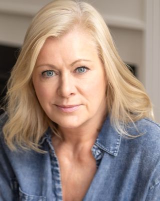 Photo of Karen Gale, Registered Psychotherapist, RP, ACC