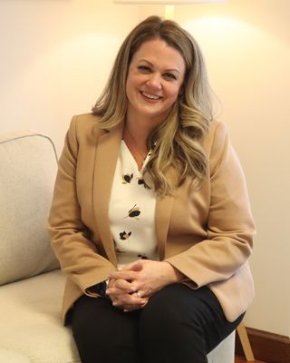 Photo of Dr. Jennifer Korenchuk, Licensed Professional Counselor in Troy, MI
