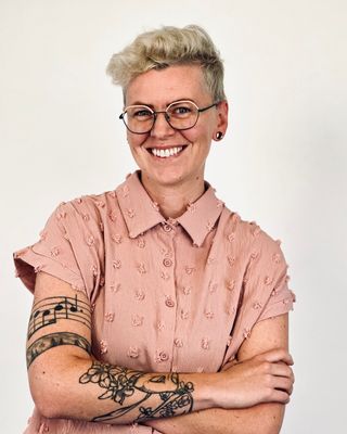 Photo of Meg Gallear, Marriage & Family Therapist Associate, LMFTR