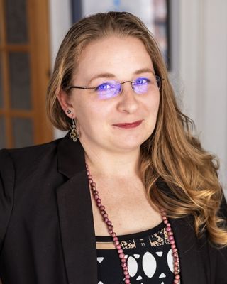 Photo of Mariah Soper, Registered Psychotherapist, BA, MACP