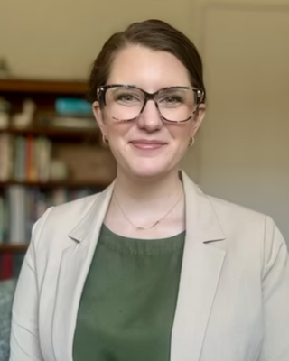 Photo of Dr. Emily Lara, Psychologist, LP