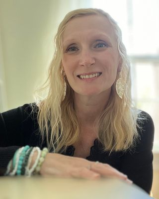 Photo of Stefanie Mantilla Sigrist, Licensed Professional Counselor, MA, LPC, ATR