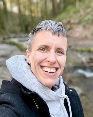 Photo of Réamonn (Réa) Johnson, Licensed Mental Health Counselor, LMHC