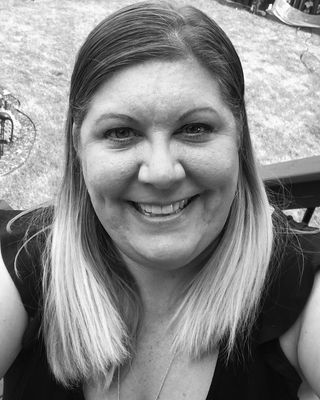 Photo of Erin Harding, Registered Social Worker, MSW, RSW