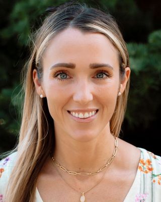 Photo of Brooke Hackett, Clinical Social Work/Therapist, LCSW, RPT™