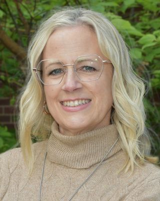 Photo of Becky Wilcoxon, Marriage & Family Therapist, MA, LMFT