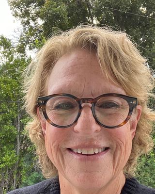 Photo of Susan Forer-Dehrey, Clinical Social Work/Therapist, LCSW