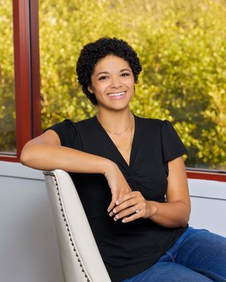 Photo of Emily Taylor Holcomb, Licensed Professional Clinical Counselor, MS, LPCC