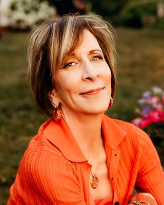 Photo of Lynn Anne Palmer, Clinical Social Work/Therapist, MSW, LICSW, LCSW