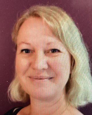 Photo of Helke Kuhnast, Psychologist, MA, PsyBA General