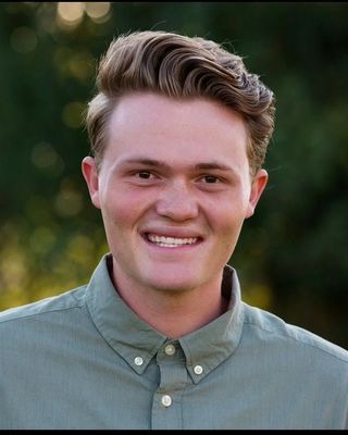 Photo of Ammon Savage, Pre-Licensed Professional