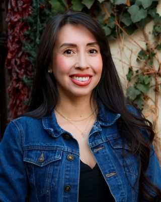 Photo of Kassandra Lente, Counselor, MA, LMHC, LADAC, NCC