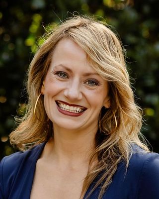 Photo of Kristin Warren, Marriage & Family Therapist, LPC-S, LMFT-S, EMDR, LCDC