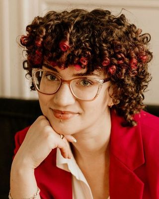 Photo of Emma Costa, Marriage & Family Therapist Associate, MFT, LMFT-A